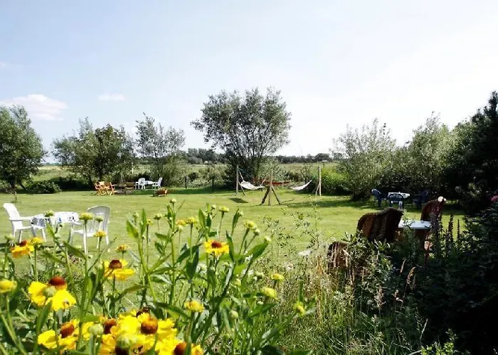 Landhaus-sutje-wolkenlos Apartamento *